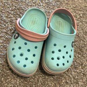 FREE if added to bundle🛍️ Toddler girl Crocs